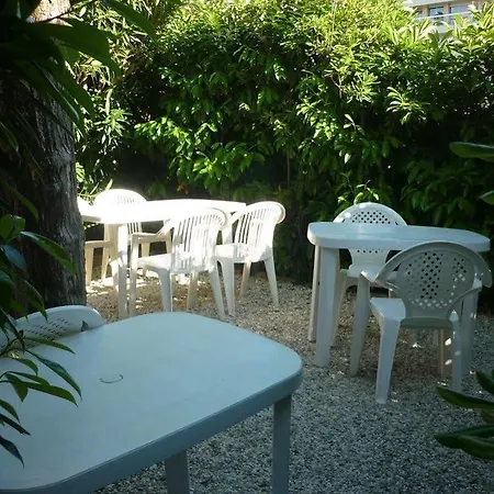 Ideal Antibes